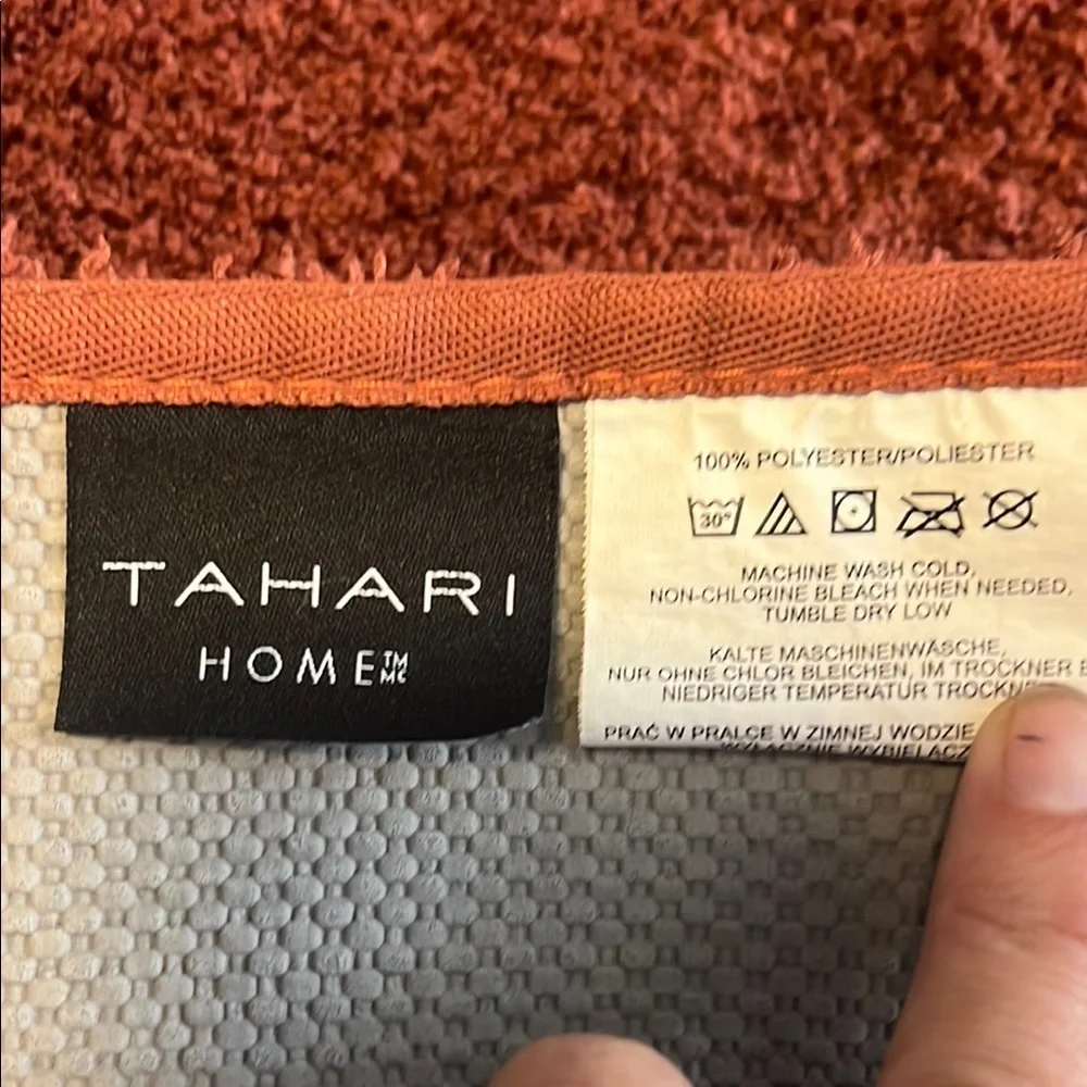 Tahari Terracotta Bath Mat Set